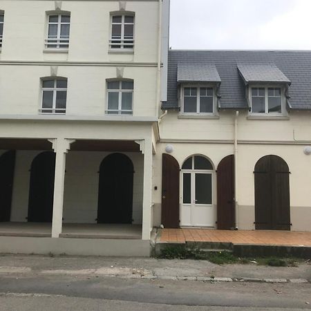 Nouveau! Superbe Appartement Avec Terrasse Vue Mer Ambleteuse Exterior photo
